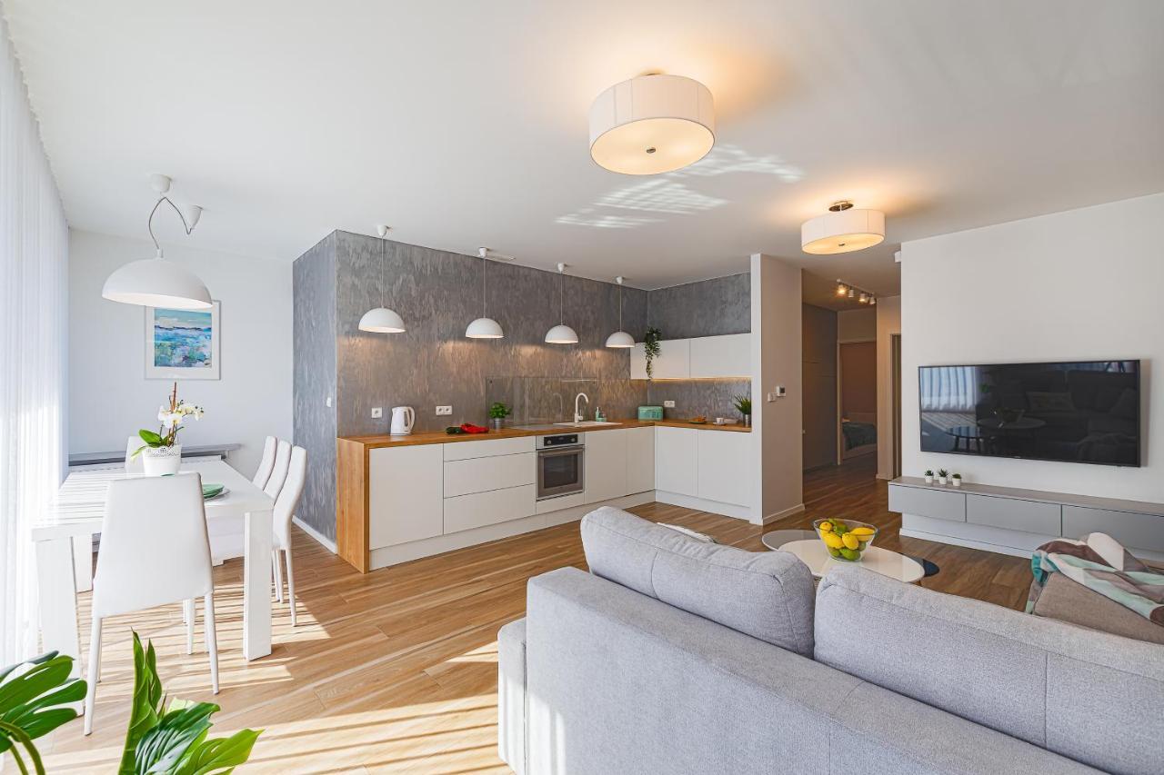 Bialy Apartament Щирк Екстер'єр фото