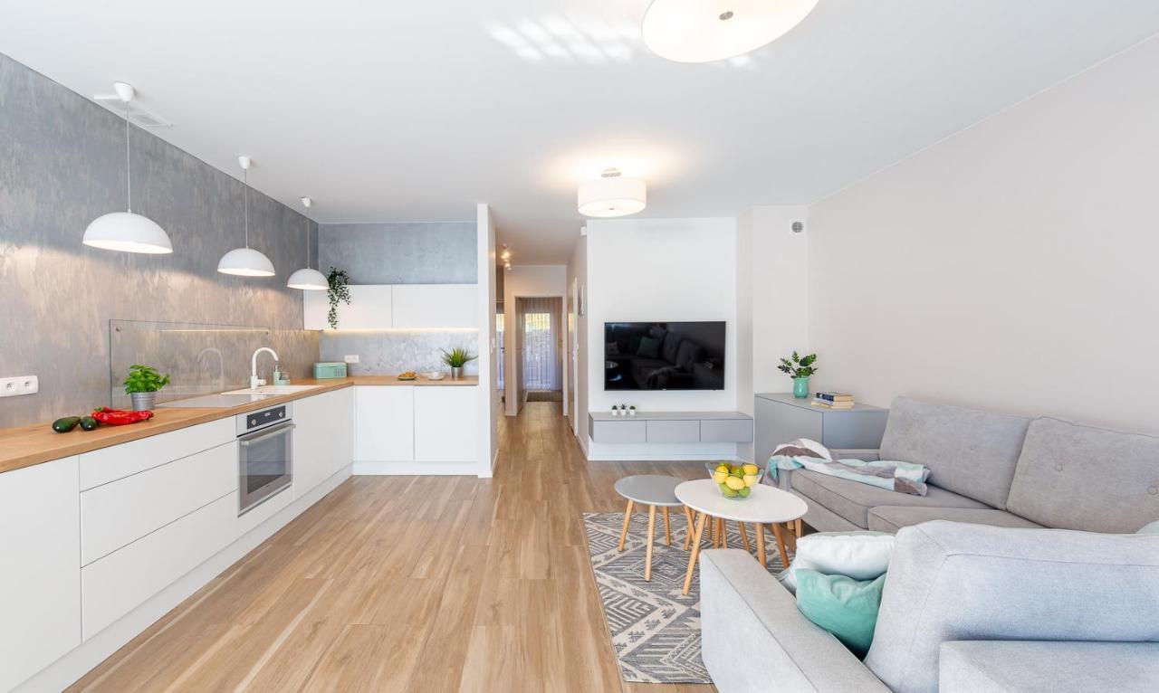 Bialy Apartament Щирк Екстер'єр фото