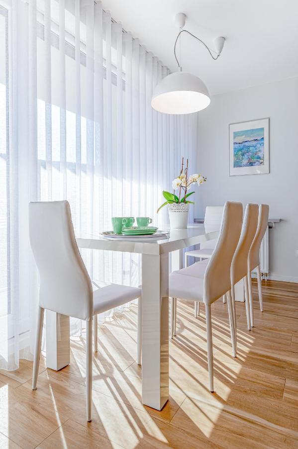 Bialy Apartament Щирк Екстер'єр фото